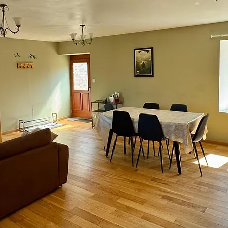 5 Personnes - Le Refuge Des Parachutistes - En Bordure Du Marais * Neuville-au-Plain