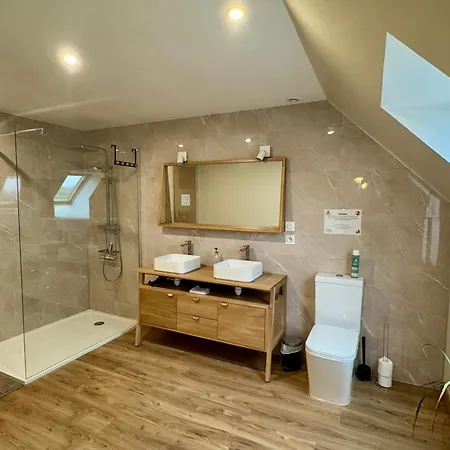 5 Personnes - Le Refuge Des Parachutistes - En Bordure Du Marais *