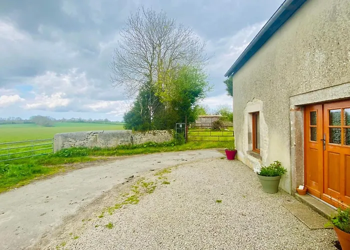 5 Personnes - Le Refuge Des Parachutistes - En Bordure Du Marais
