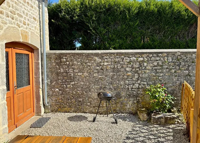 5 Personnes - Le Refuge Des Parachutistes - En Bordure Du Marais Neuville-au-Plain